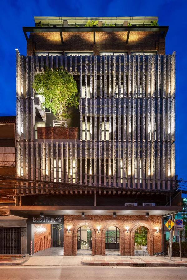 Fyn Park Hotel Makkasan Luaran gambar